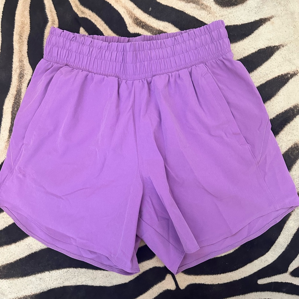 Women’s Under Armour Shorts (no liner)